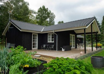 Træhytte ved-kildepladsen-35-3